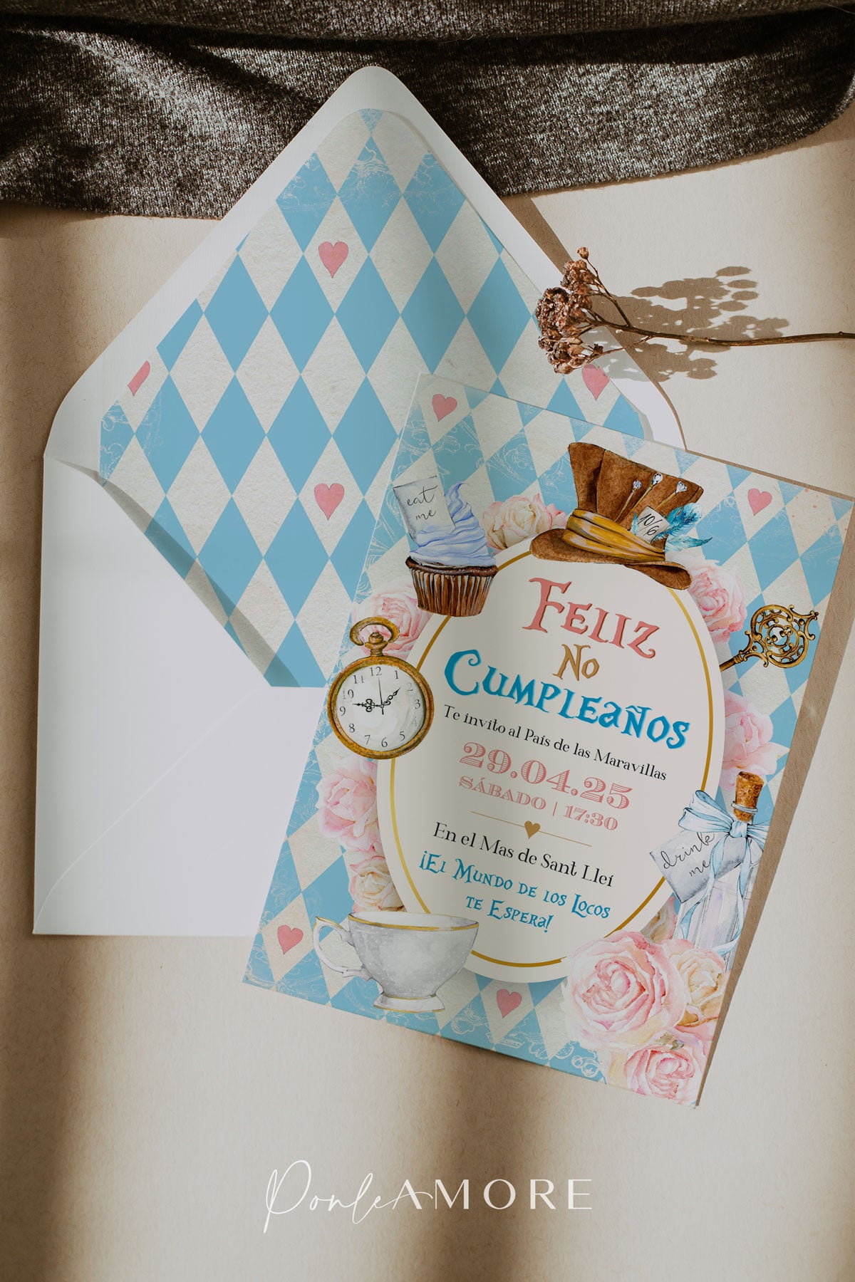 ♥♤ Invitación Alicia en el País de las Maravillas | ¡Descarga al Instante!  – Ponle Amore, image size:1200x1800